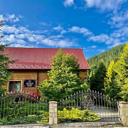 Magnolia Villa Tatariv Exterior photo